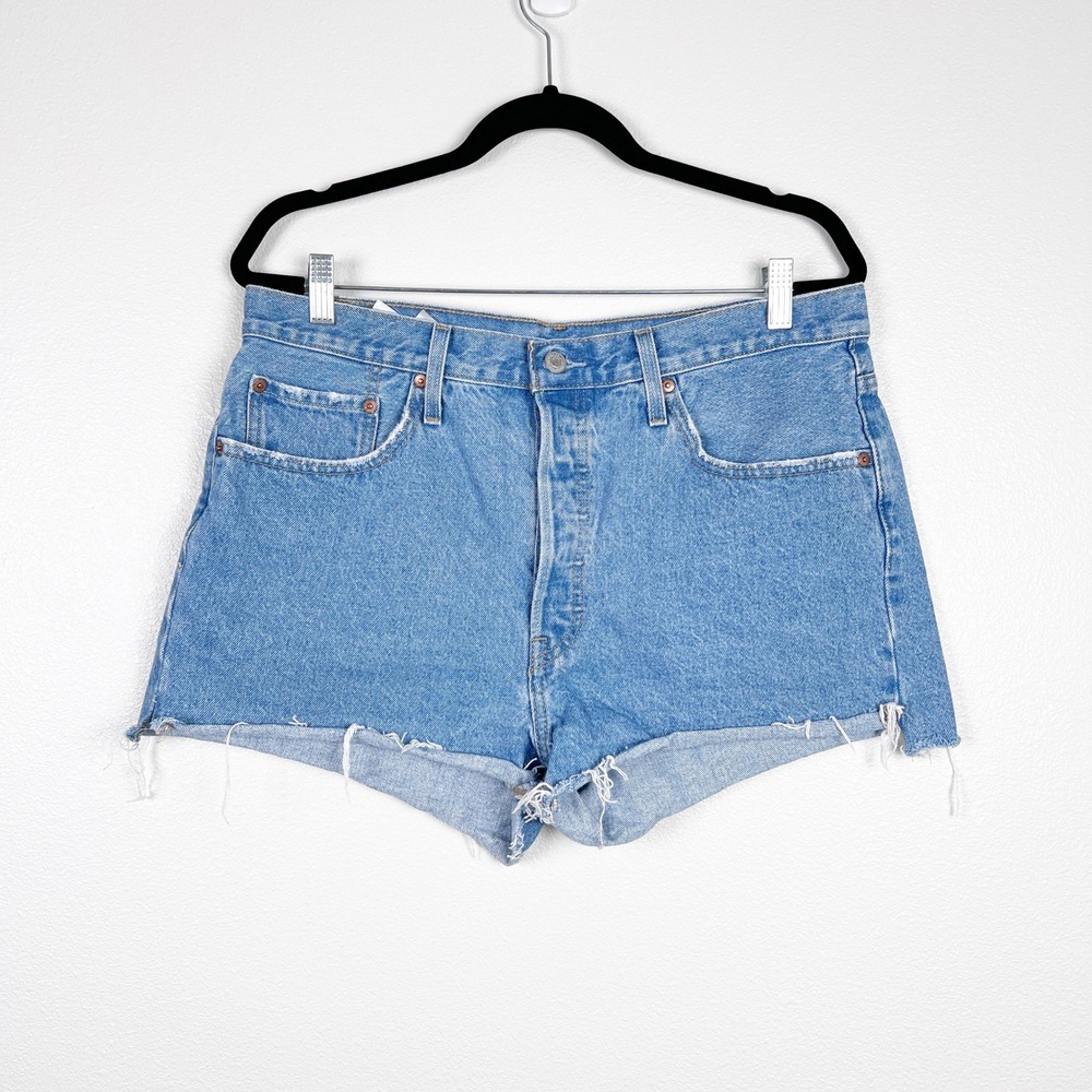 Levi's Women's 501 Cut Off‎ Denim Shorts Blue Sz 33